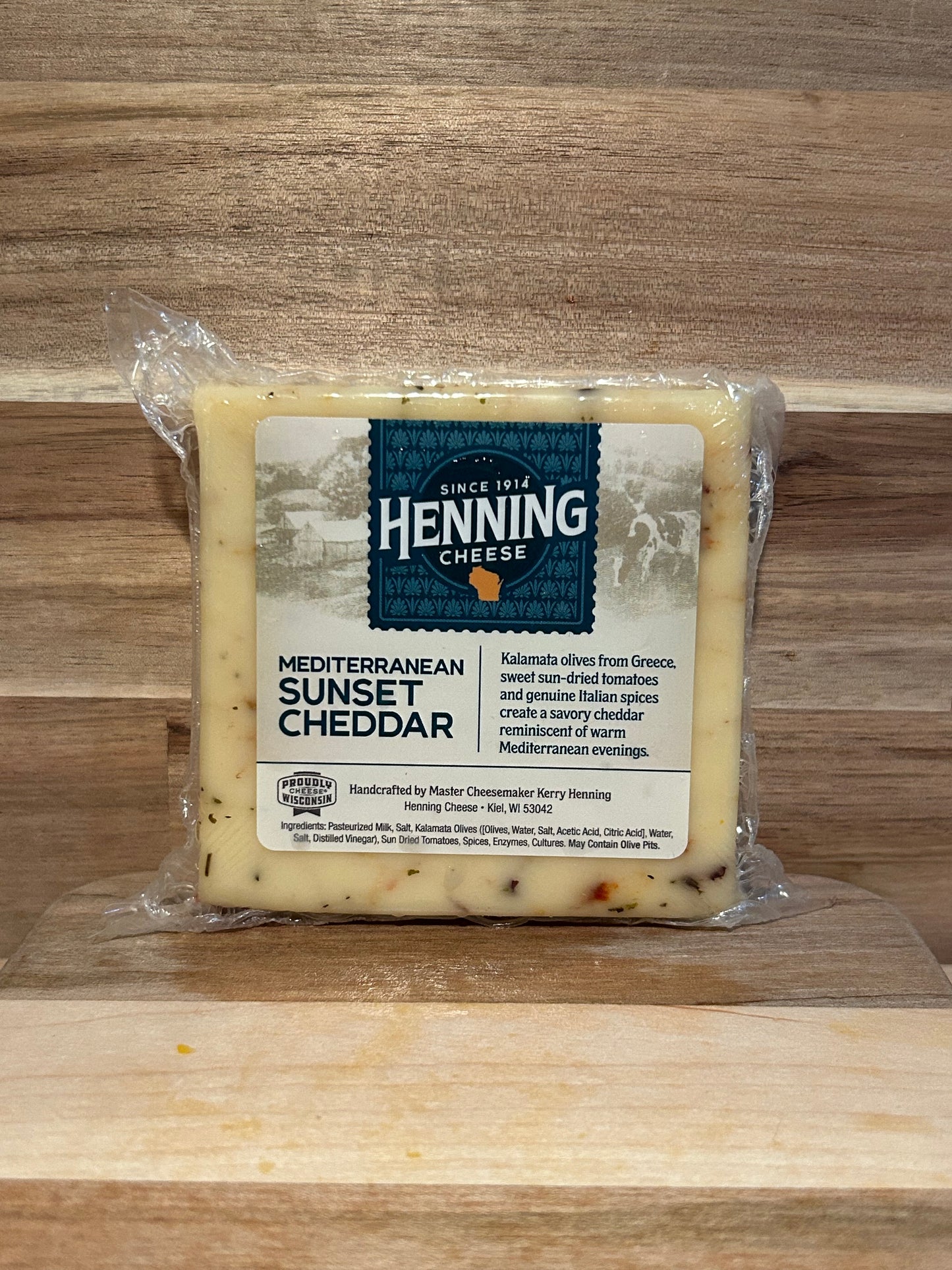 Henning - Mediterranean Sunset Cheddar Cheese
